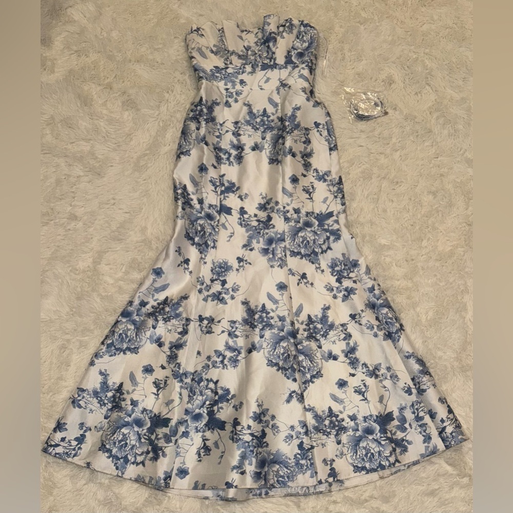 NEW Alfred Sung Floral Ruffle Strapless Trumpet Gown sz 6 - Picture 2 of 6